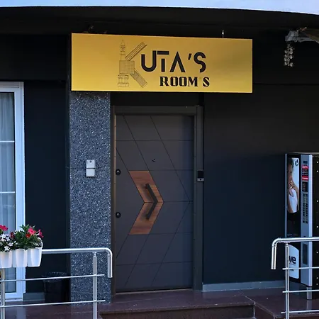 Kuta's 2 * Tirana