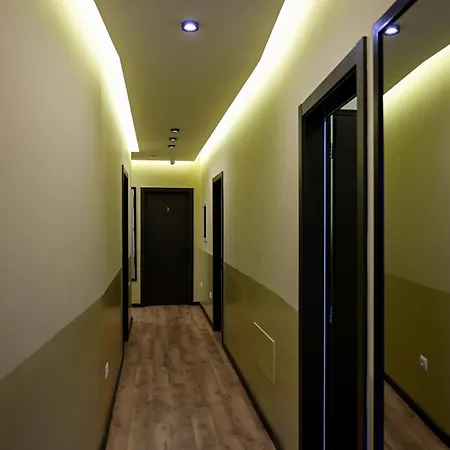 Kuta's 2 Apartment *